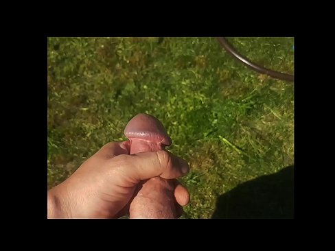 ❤️ Hottie si fa scopare a figa rosa è cums cun un squirt in un giardinu d'estate ❤❌ Porno vk à co.high-pass.ru